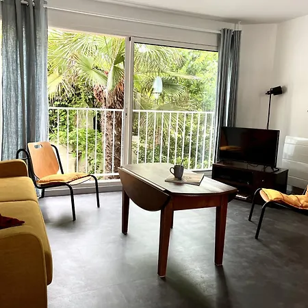 Charmante Maison De Avec Parking - A Deux Pas De La Grande *